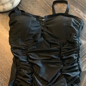 EUC torrid bathing suit black lattice full piece sz 2